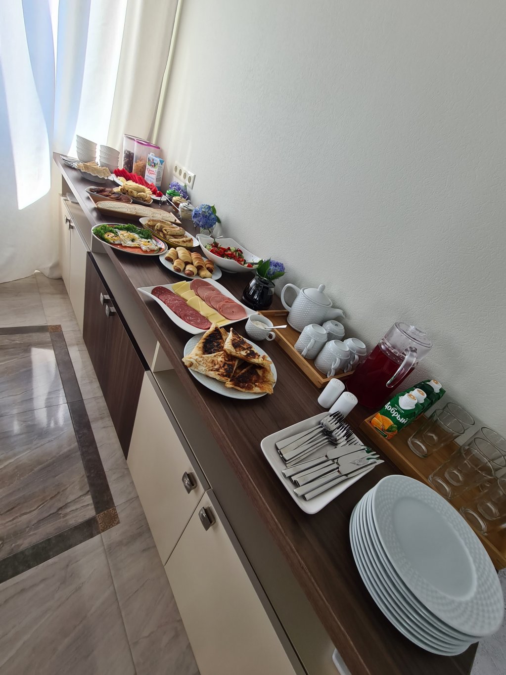 Apartments with kitchen in the hotel "Comfort Time 17" #1707 id-1011 - Batumi Vacation Rentals