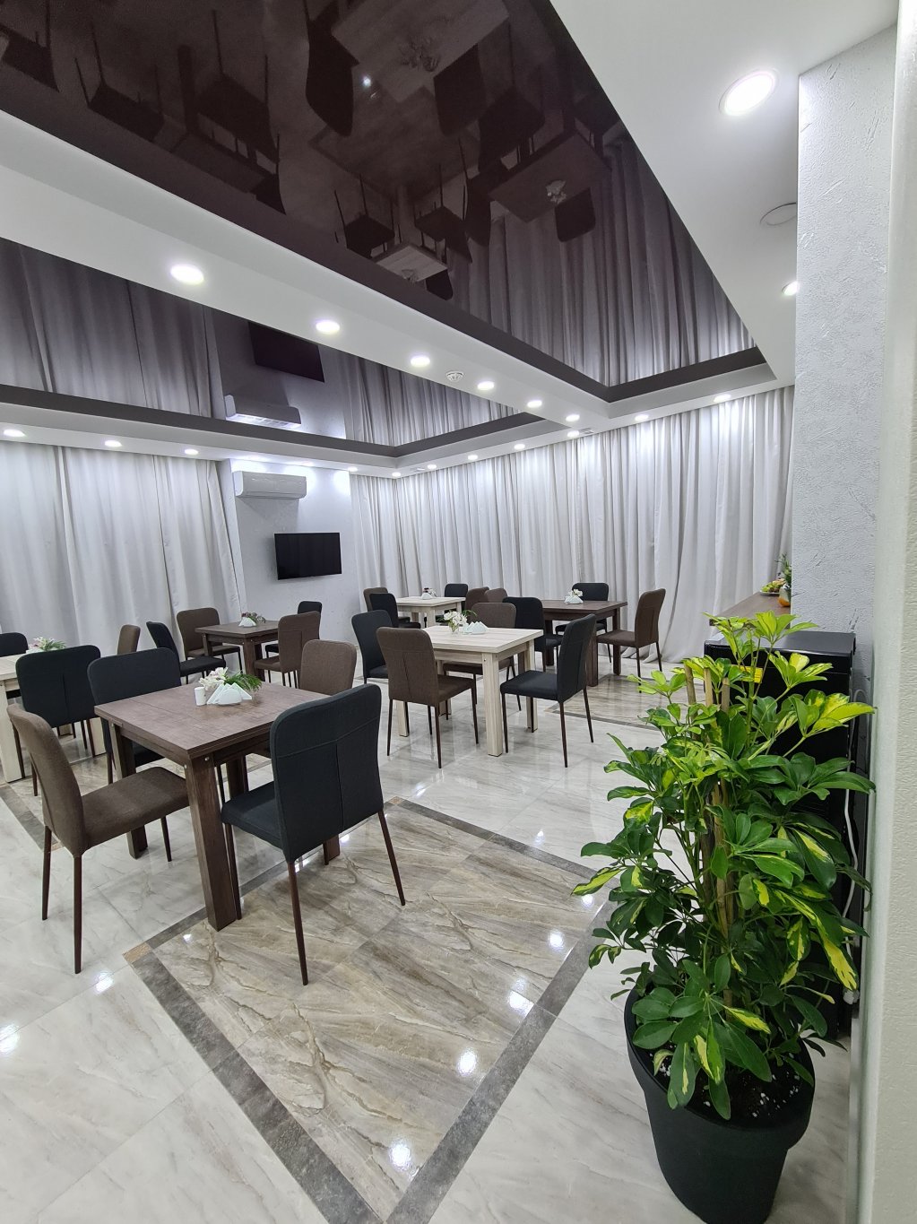 Стандартный трехместный номер в отеле "Comfort Time 17" #1702 id-1015 - аренда апартаментов в Батуми