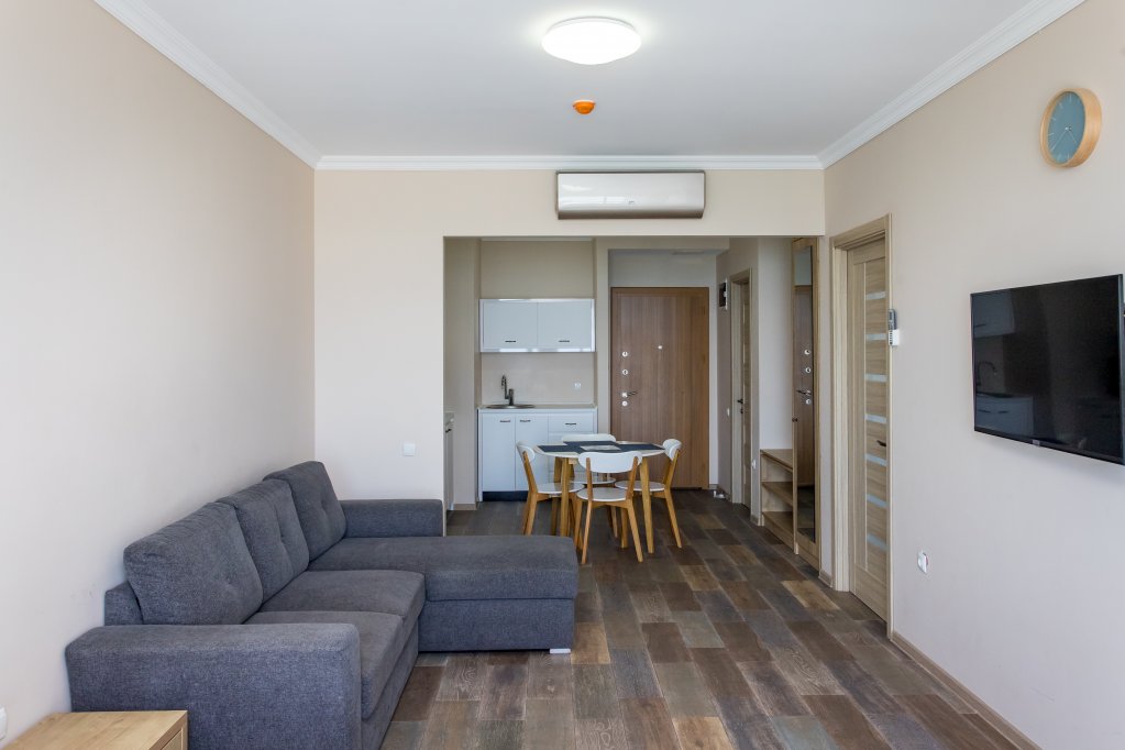 2-bedroom apartment near the beach id-1033 - Batumi Vacation Rentals