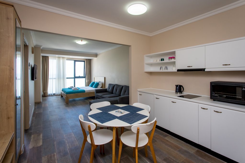 2-bedroom apartment near the beach id-1033 - Batumi Vacation Rentals