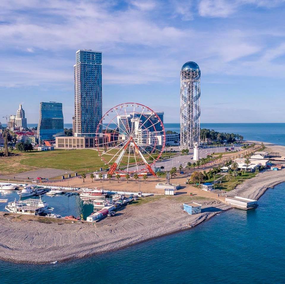 2-bedroom apartment near the beach id-1033 - Batumi Vacation Rentals