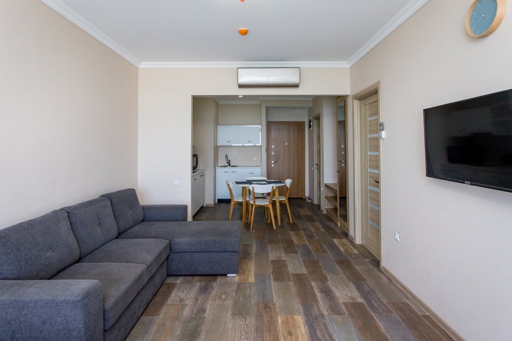 2-bedroom apartment near the beach id-1033 - Batumi Vacation Rentals