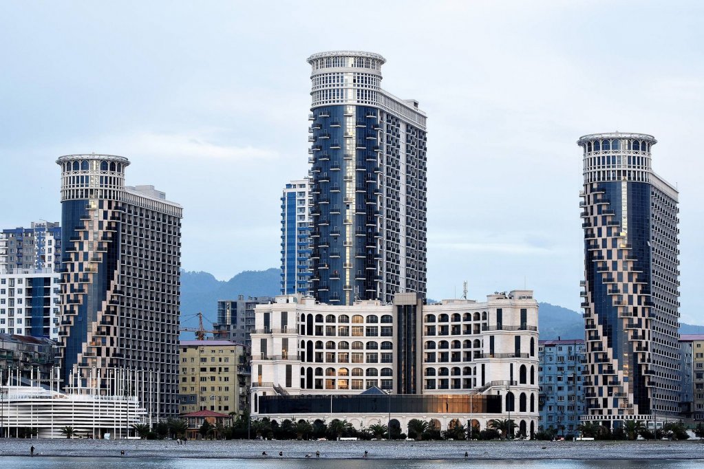 Современная студия в Orbi Sea Towers id-1034 - аренда апартаментов в Батуми