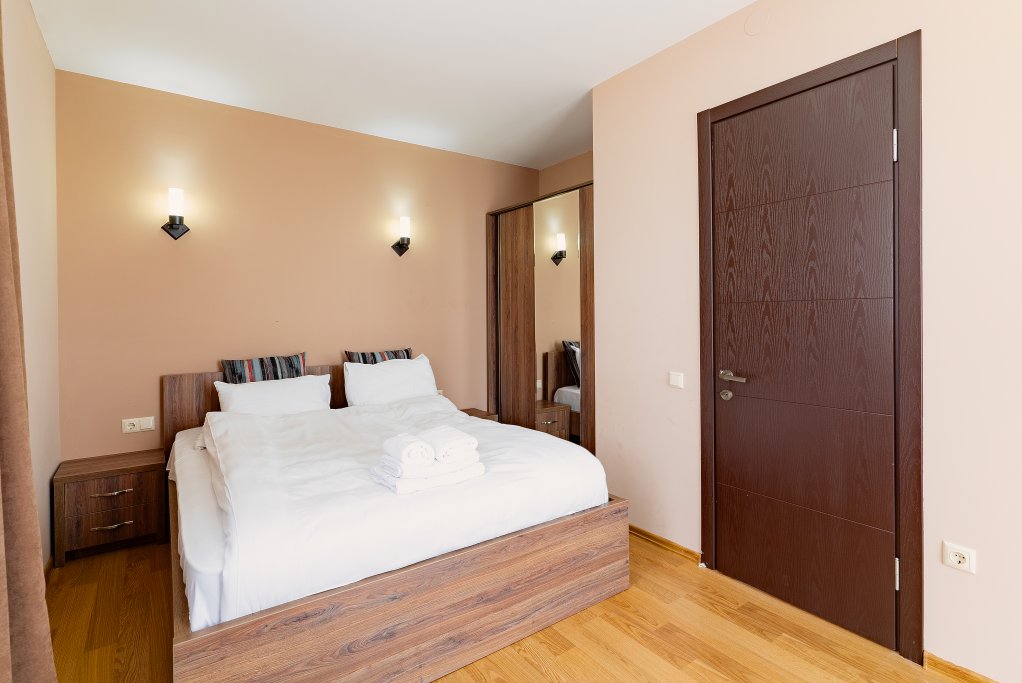 2-комнатная квартира в "NewTime" #90 id-1040 - аренда апартаментов в Батуми