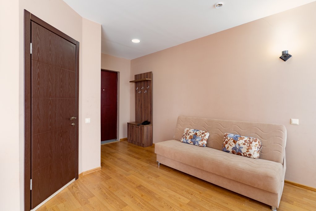 Bright and spacious 1-bedroom apartment near the sea id-1040 - Batumi Vacation Rentals