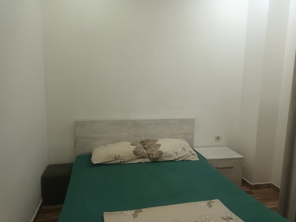 2-комнатная квартира по ул. В.Горгасали id-1042 -  аренда квартиры в Батуми