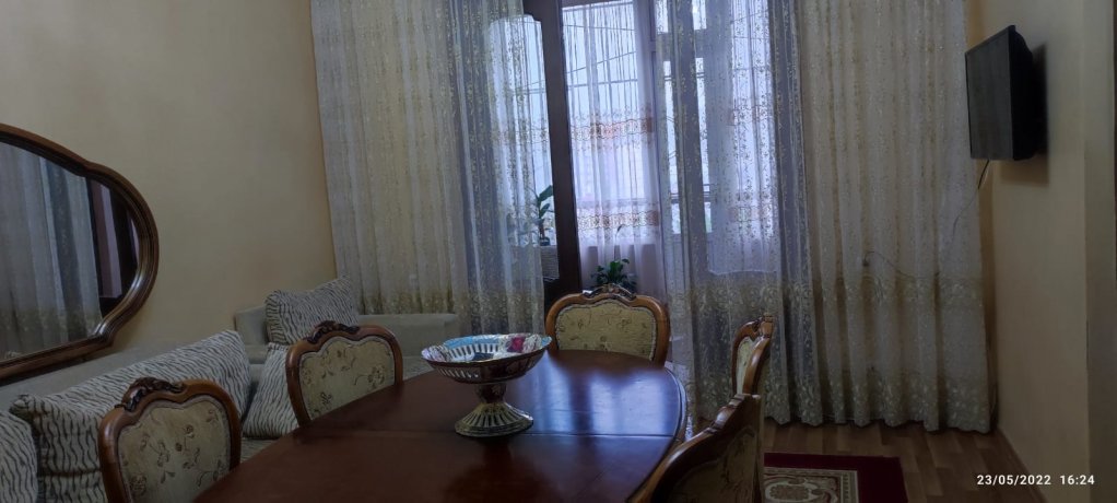 Трёхкомнатная квартира на ул. Х.Абашидзе id-1044 - аренда апартаментов в Батуми
