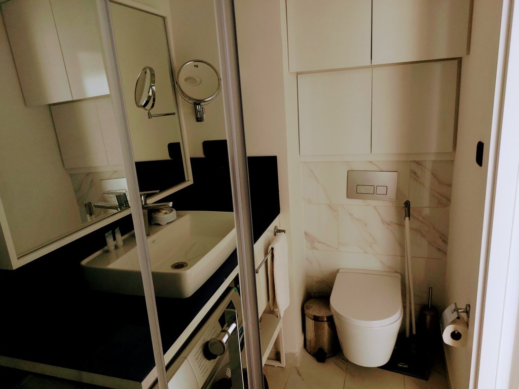 Studio apartment in Orbi City Twin Tower id-1055 -  rent an apartment in Batumi