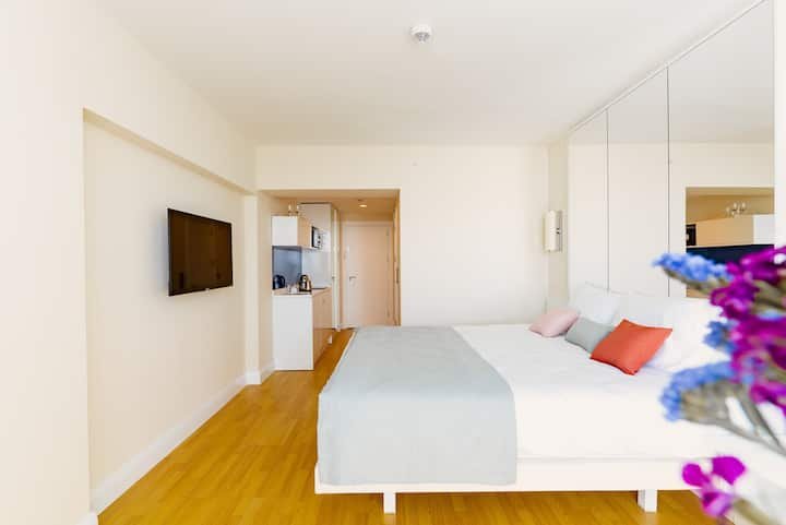 Sea view studio in Orbi City #4115 id-1073 - Batumi Vacation Rentals
