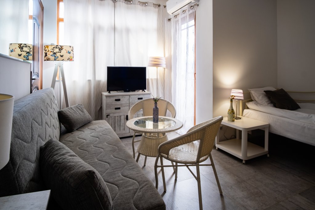 Studio apartment New Time #215 id-1076 - Batumi Vacation Rentals