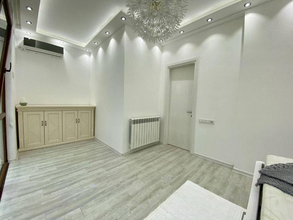 Вилла в закрытом комплексе "Eropean Village Old" id-1083 - аренда апартаментов в Батуми
