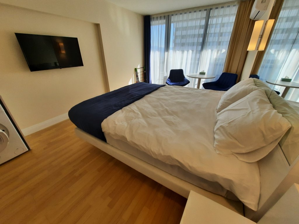 Studio apartment in Orbi City Block D id-1102 -  rent an apartment in Batumi