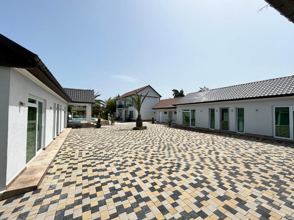 Гостевой дом "White Villas" id-1107 -  аренда квартиры в Батуми