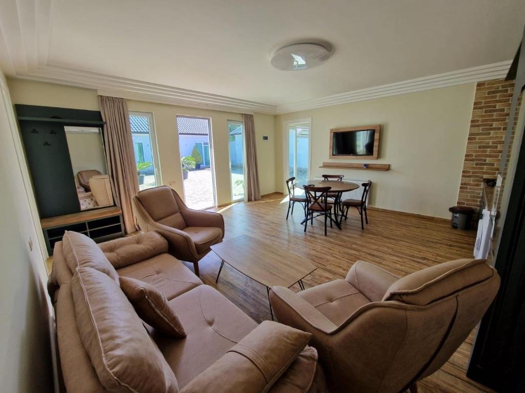 Гостевой дом "White Villas" id-1107 -  аренда квартиры в Батуми