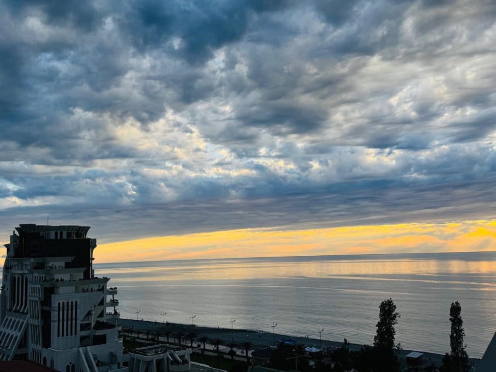 1 bedroom apartment in Orbi Sea Towers id-1112 -  rent an apartment in Batumi