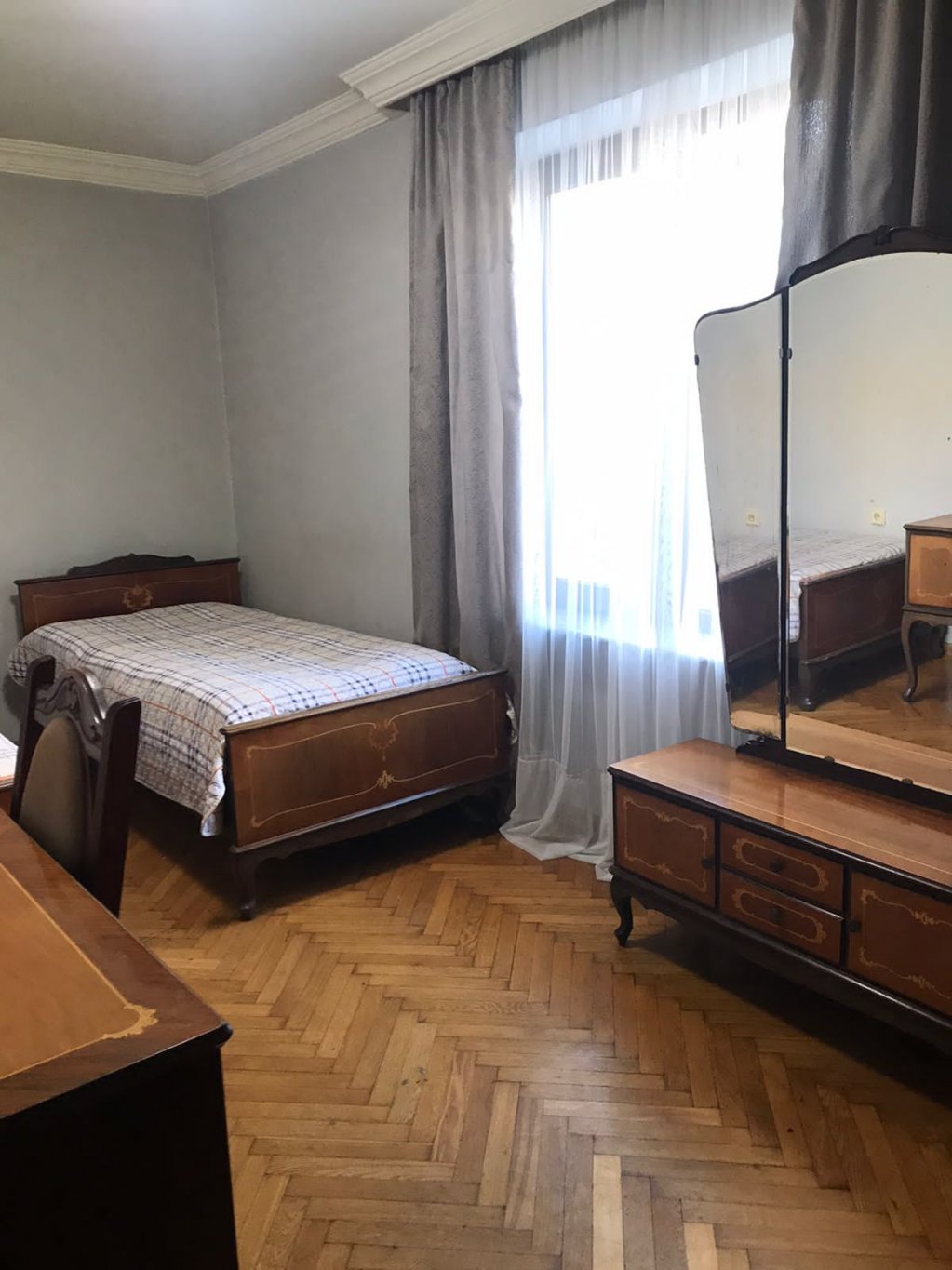 2-х комнатная квартира в центре id-116 - аренда апартаментов в Батуми