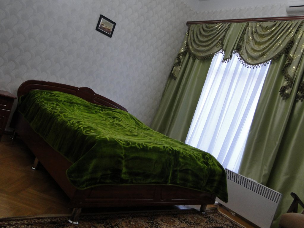 Комната в гостевом доме в пригороде Батуми №3 id-146 - аренда апартаментов в Батуми