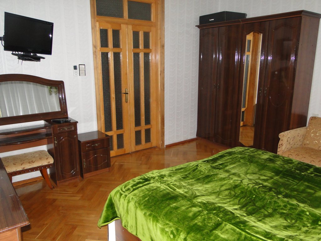 Комната в гостевом доме в пригороде Батуми №4 id-147 - аренда апартаментов в Батуми