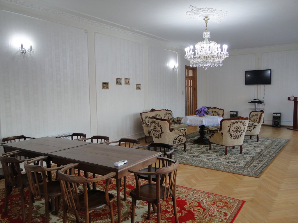 Комната в гостевом доме в пригороде Батуми №5 id-148 - аренда апартаментов в Батуми