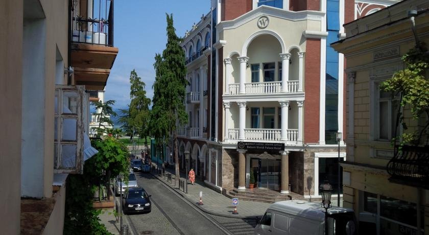 Квартира в историческом центре Батуми id-159 - аренда апартаментов в Батуми