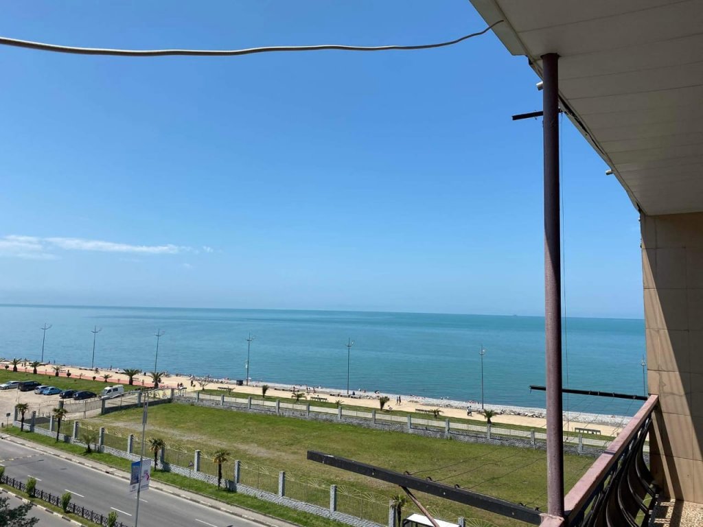 In Batumi for rent 3-room apartment on the coast  id-164 - Batumi Vacation Rentals