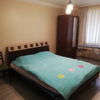Бюджетная квартира у озера и Парка 6 мая
