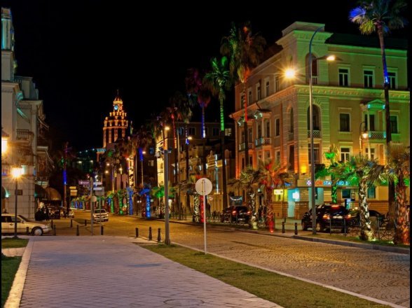 Rent apartment in the Center of Batumi id-175 - Batumi Vacation Rentals