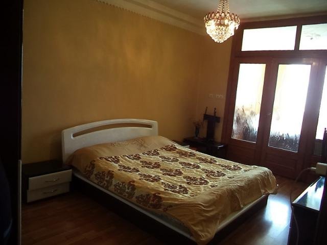 Two-bedroom apartment in Batumi, near the sea id-208 - Batumi Vacation Rentals