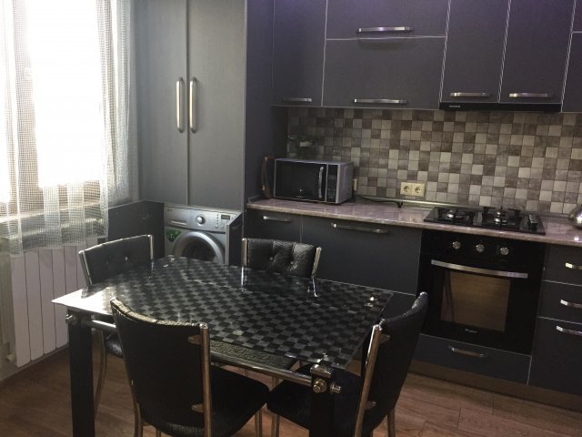 Budget apartment in Batumi id-272 - Batumi Vacation Rentals