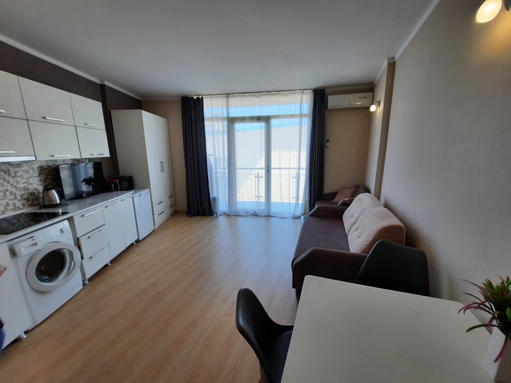 Studio apartment in the ORBI Plaza complex id-349 -  rent an apartment in Batumi