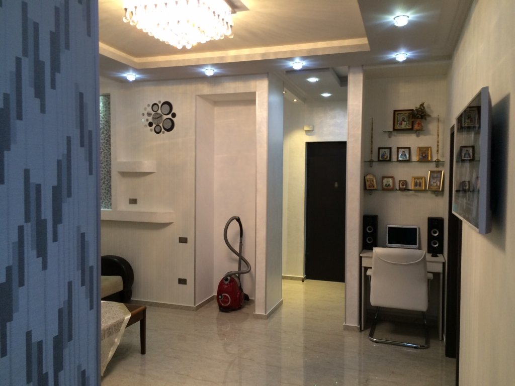 Трехкомнатная квартира с евроремонтом id-397 - аренда апартаментов в Батуми
