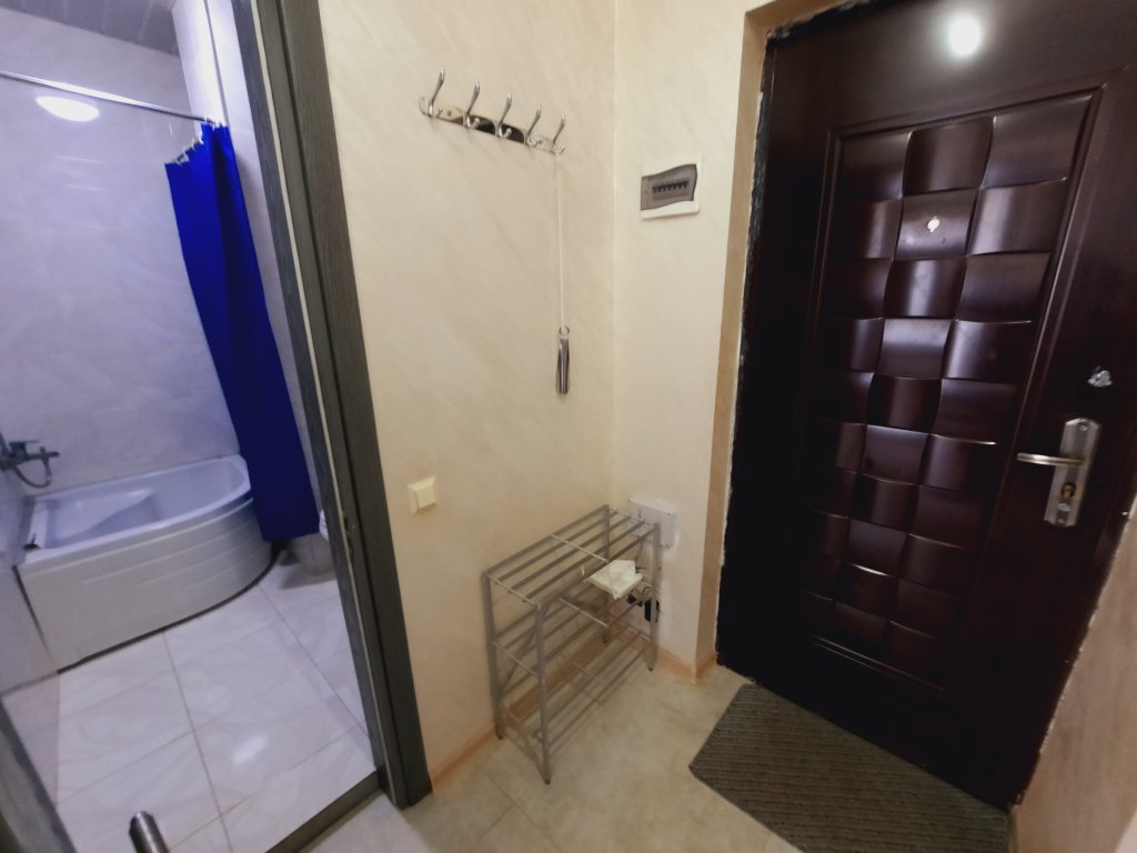 One bedroom apartment in a new house id-407 -  rent an apartment in Batumi