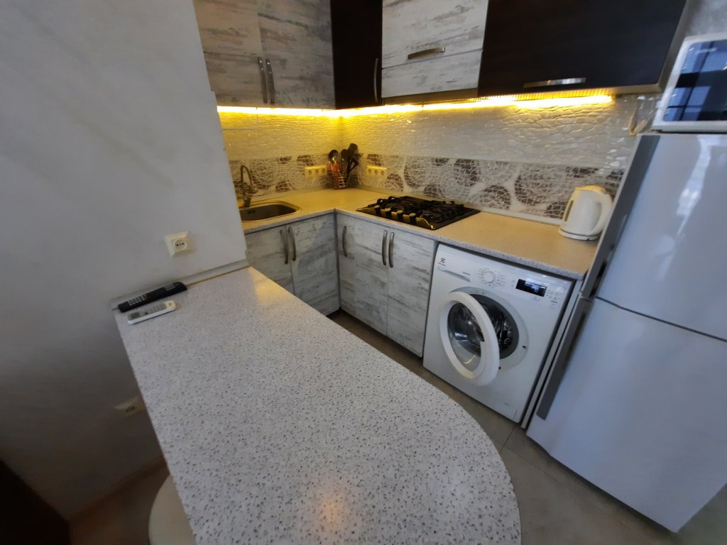 One bedroom apartment in a new house id-407 -  rent an apartment in Batumi