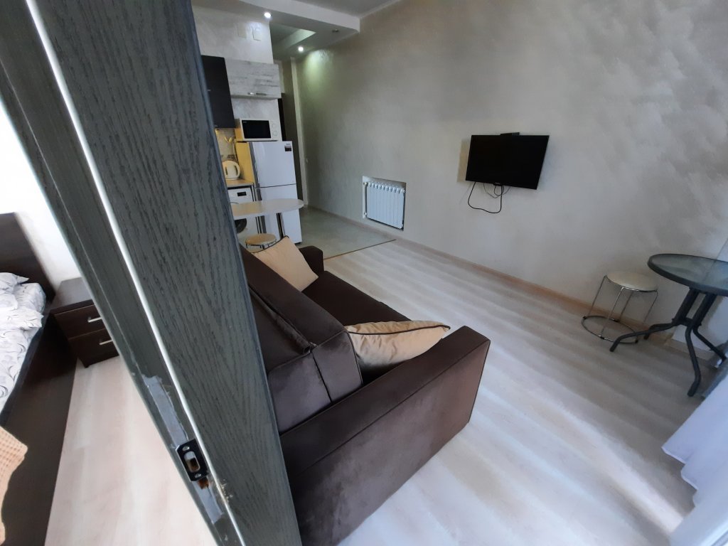 One bedroom apartment in a new house id-407 -  rent an apartment in Batumi