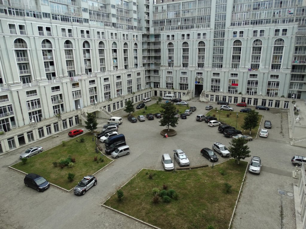 Двухкомнатная квартира в ЖК "Магнолия" id-453 - аренда апартаментов в Батуми