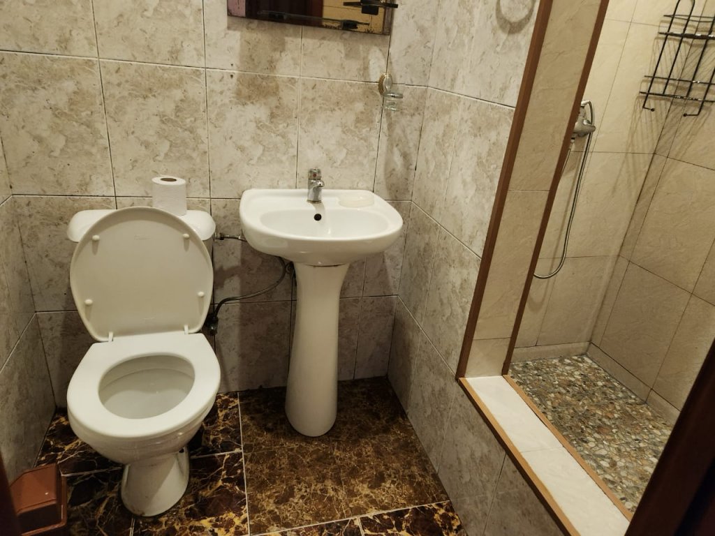 2-bedroom apartment near the sea id-550 -  rent an apartment in Batumi