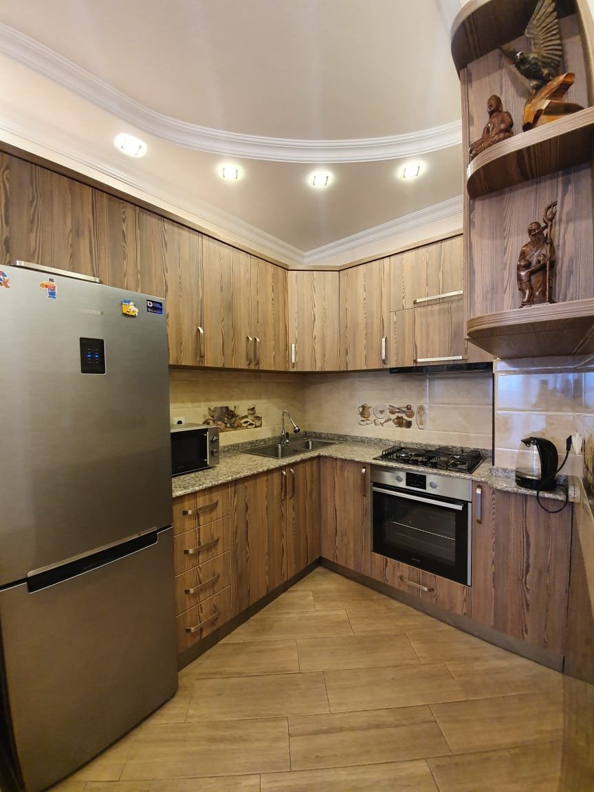 3-room apartment in Old Batumi. id-567 - Batumi Vacation Rentals