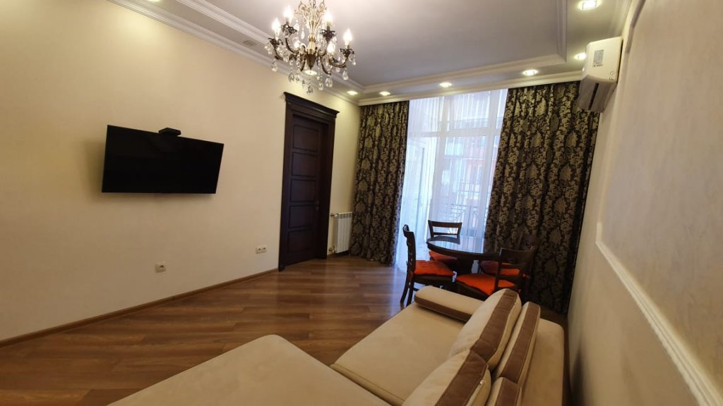 3-room apartment in Old Batumi. id-567 - Batumi Vacation Rentals