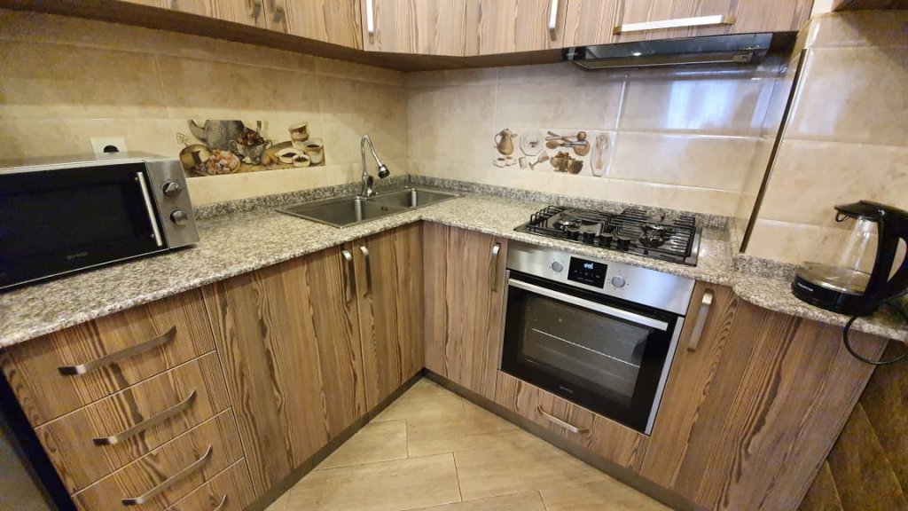 3-room apartment in Old Batumi. id-567 - Batumi Vacation Rentals