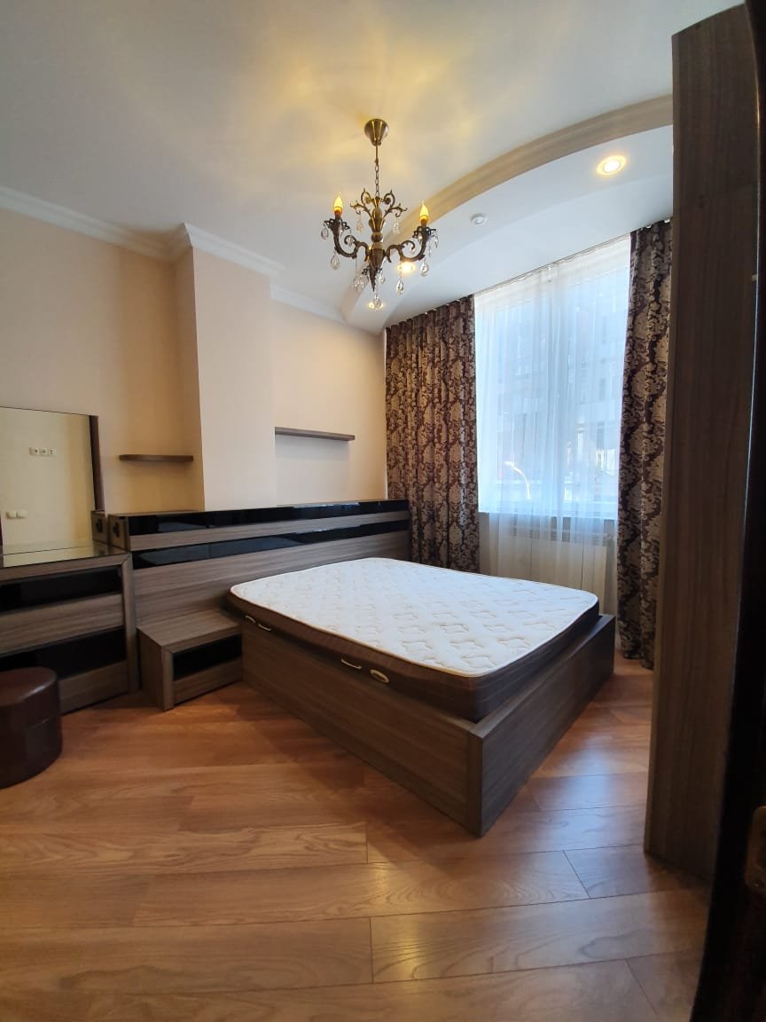 3-room apartment in Old Batumi. id-567 - Batumi Vacation Rentals