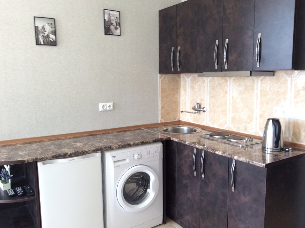Сozy apartment in a 5-minute walk from the beach id-589 - Batumi Vacation Rentals