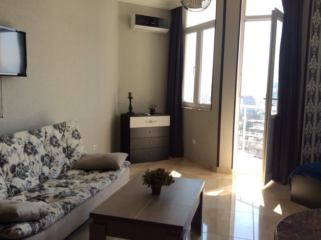 Сozy apartment in a 5-minute walk from the beach id-589 -  rent an apartment in Batumi