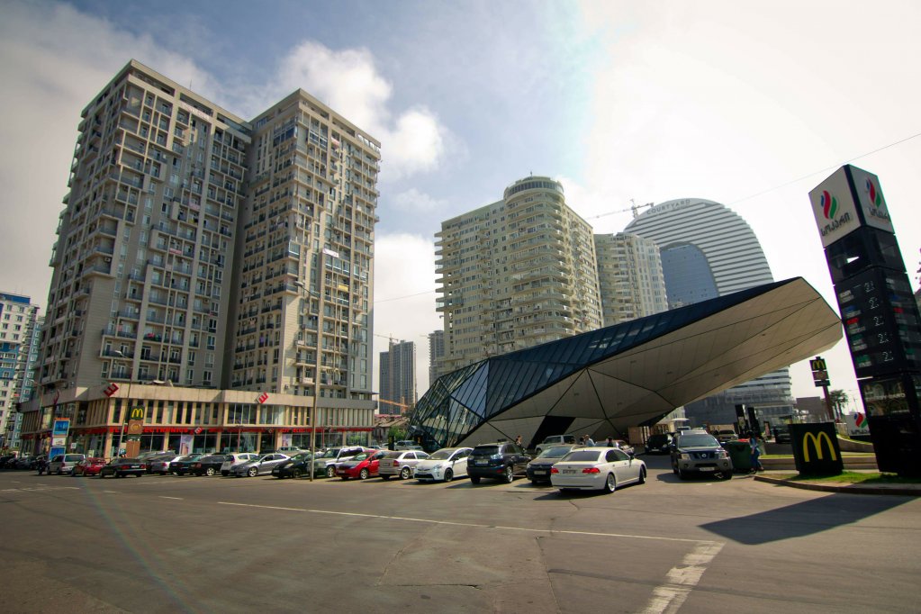 Cozy one bedroom apartment near the sea id-604 - Batumi Vacation Rentals