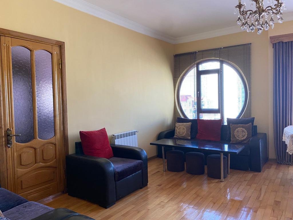 Apartment in the central part of Batumi id-683 -  rent an apartment in Batumi