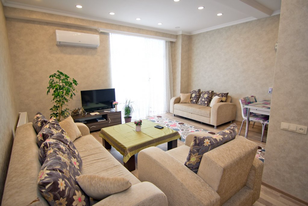 Cosy flat in the new building id-693 -  rent an apartment in Batumi