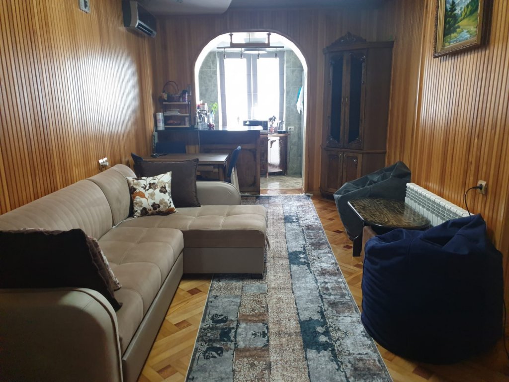 Просторная квартира около моря в Батуми id-70 - аренда апартаментов в Батуми