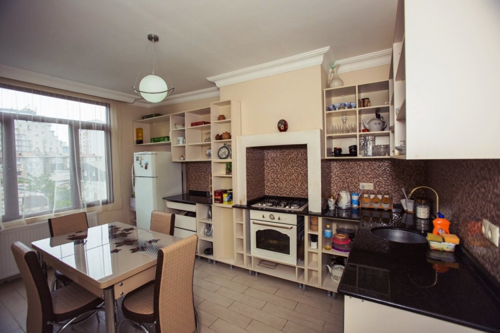 Apartment-duplex in the central part of Batumi id-724 - Batumi Vacation Rentals