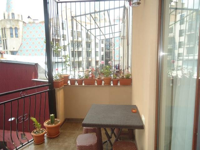 Luxury apartment on Rustaveli id-747 - Batumi Vacation Rentals