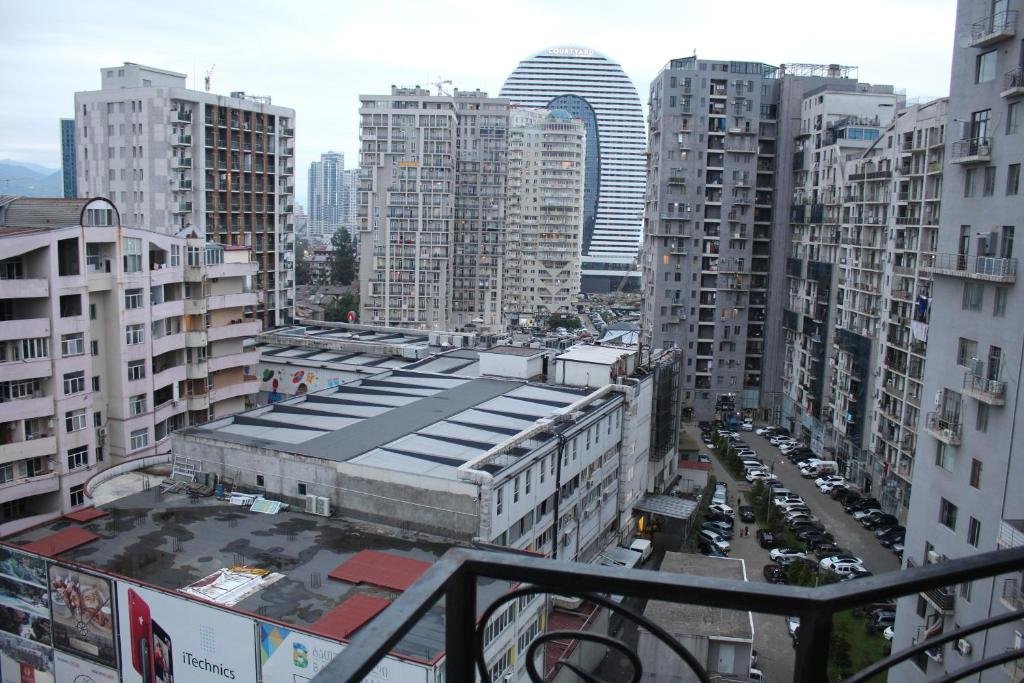 Апартаменты с панорамным видом на город id-752 - аренда апартаментов в Батуми
