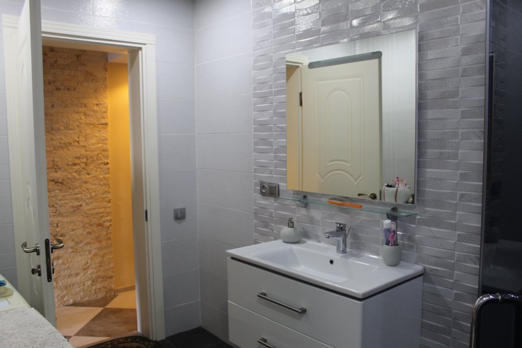 Apartment on Gorgiladze str. id-795 - Batumi Vacation Rentals